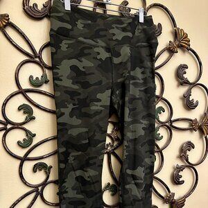 Camo Print Danskin High Waisted Leggings with Pockets